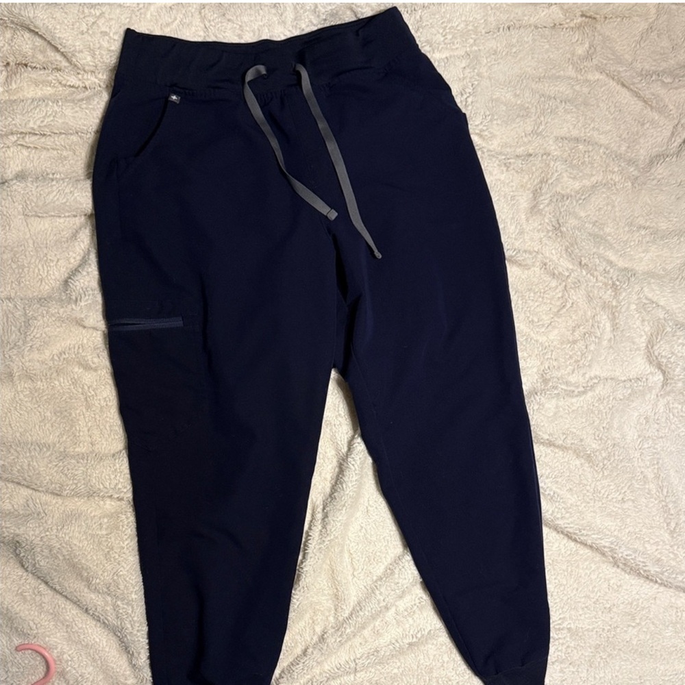 Figs Women's Navy Blue Jogger Pants